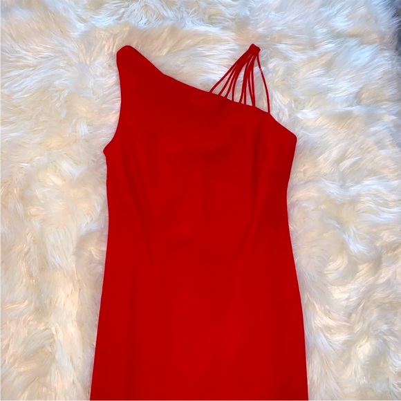 Evan Picone strappy special/social occasion almost new Christmas/NY’s red dress - Picture 2 of 3